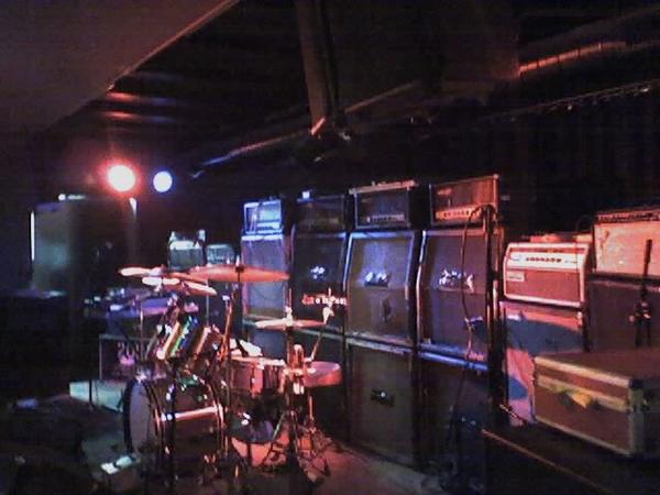 wall of amps